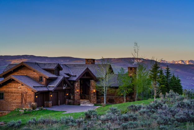 Colorado Log Homes in the Vail Valley